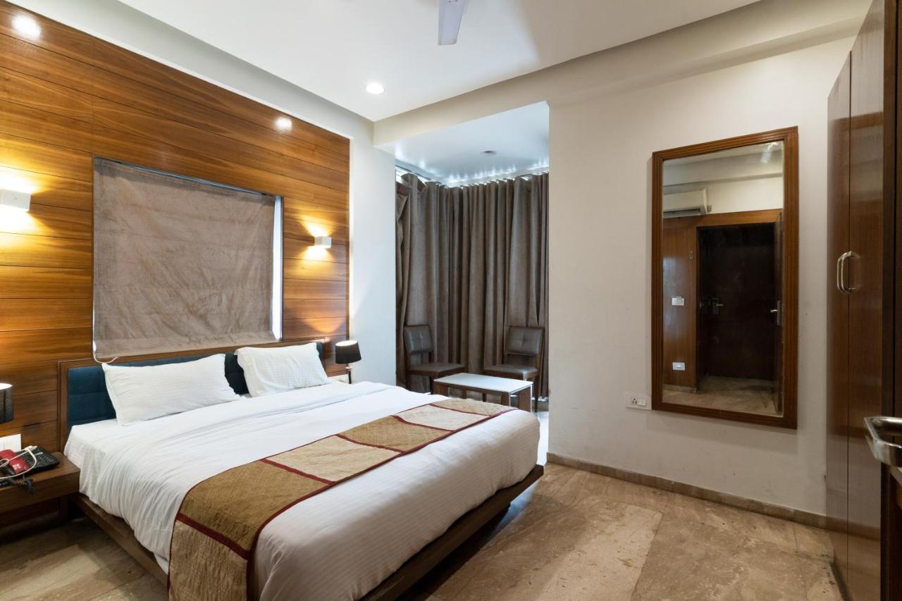 Hotel Kyra Airport Ahmedabad Exterior foto